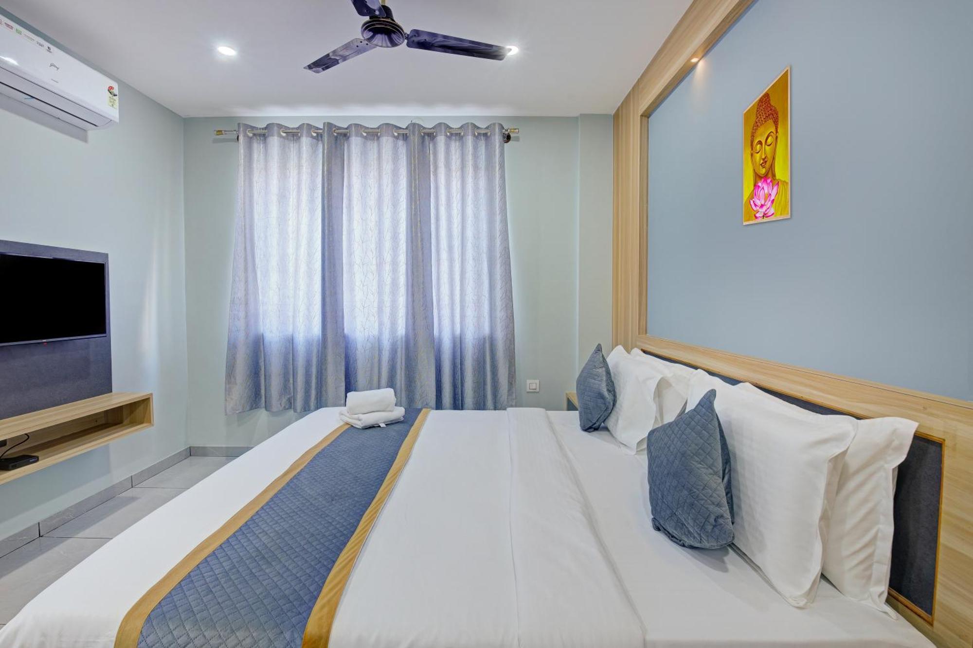 Hotel Park Lane Yelahanka Bangalore Exterior photo